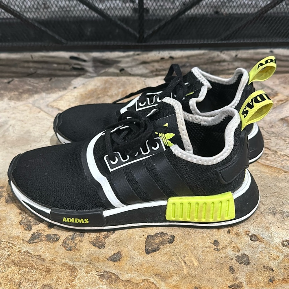 Kids Adidas NMD 5.5 size